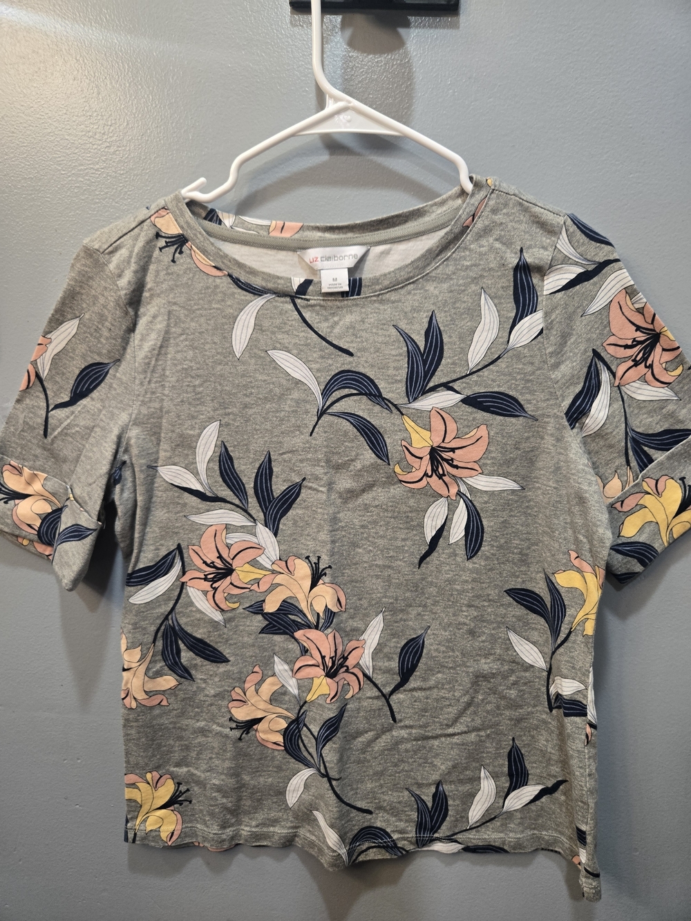 Light Gray Floral Tee - Liz Claiborne